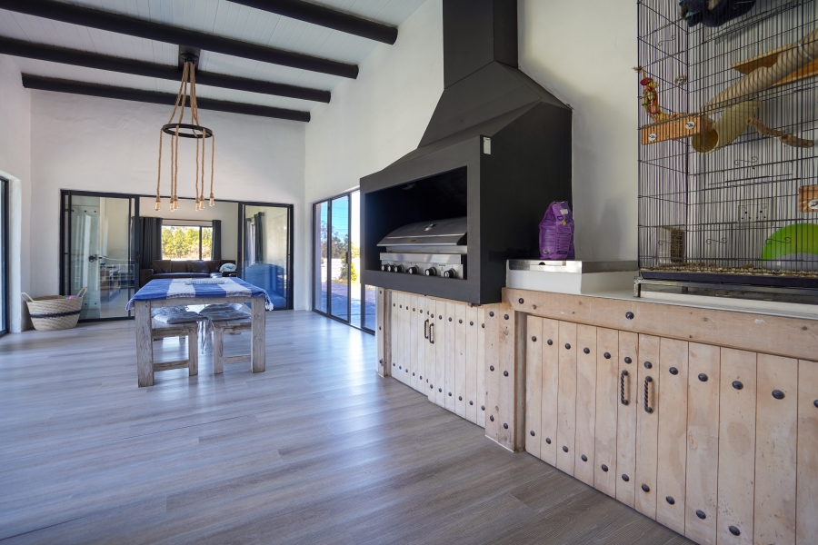 5 Bedroom Property for Sale in Morning Star Western Cape